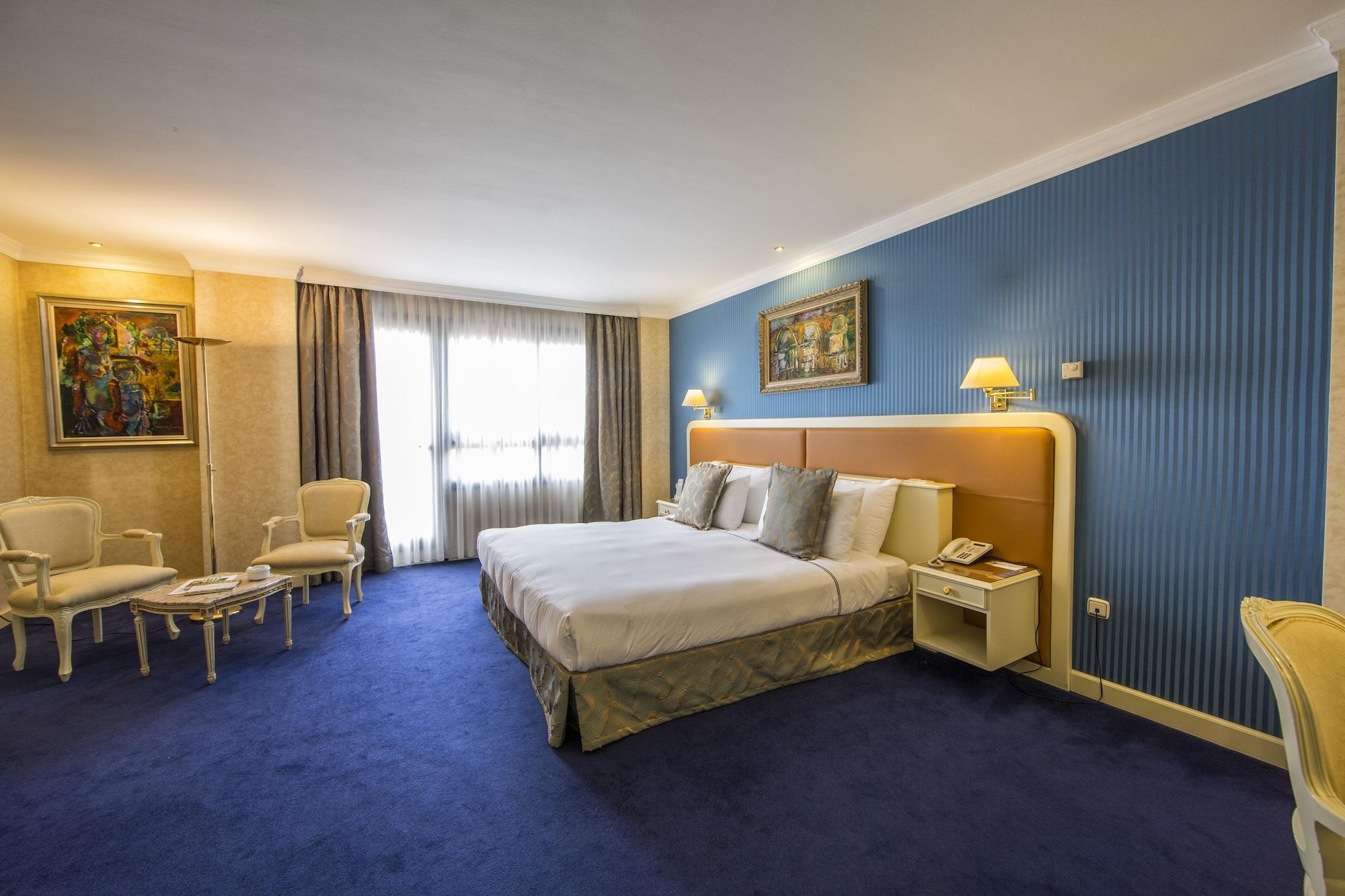Eurostars Araguaney Hotell Santiago de Compostela Eksteriør bilde A room at the hotel